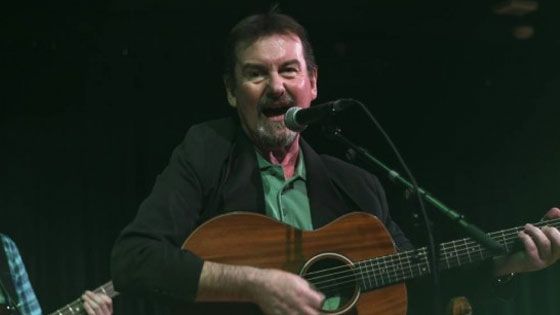 Endlich geht es im Rieckhof wieder los. Im Oktober ist Larry Mathews auf der Bühne zu sehen. | Foto: Niels Kreller
