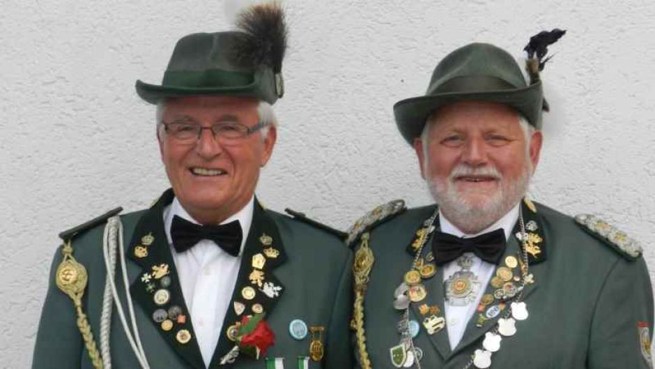 Vizekönig Helmut Moje (rechts) mit seinem Bruder und Adjutant Hans-Werner Moje. | Foto: ein