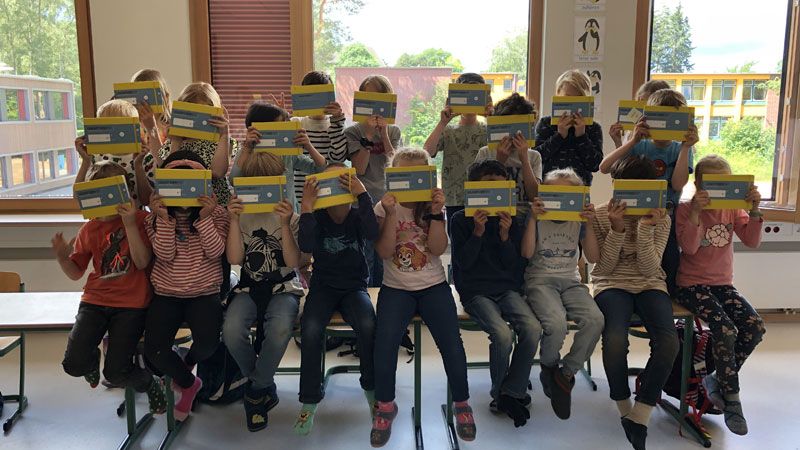Skizzenbücher für Schülerinnen und Schüler der Grundschule Marmstorf. | Foto: ein