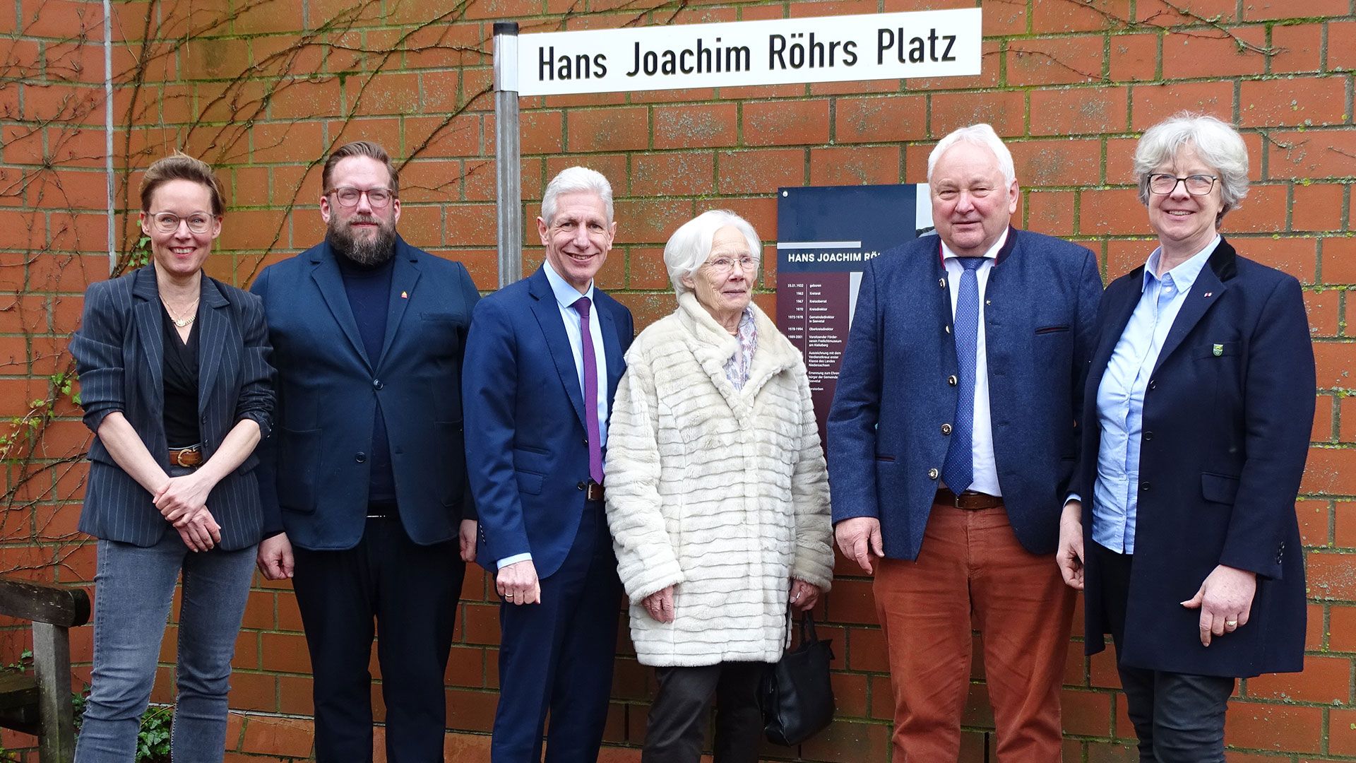 Im Freilichtmuseum am Kiekeberg wurde feierlich der Hans-Joachim-Röhrs-Platzes eröffnet. | Foto: Ilka Teschner