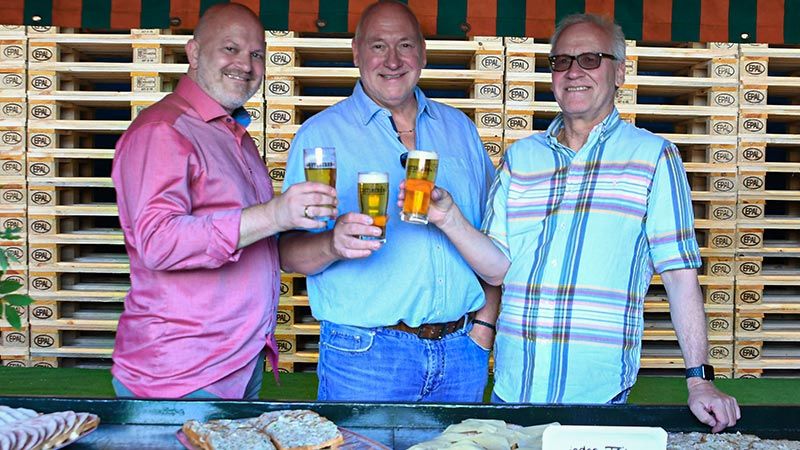 Die Brüder Guido, Ingo und Heiko Mönke richten jedes Jahr den Charity-Jazzfrühschoppen aus. | Foto: Niels Kreller