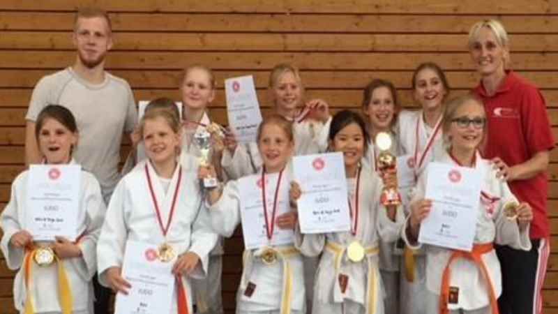 KSC Judoka aus Harburg unterstützen den Bramfelder SV bei den Hamburger Mannschafts-Meisterschaften | Foto: ein